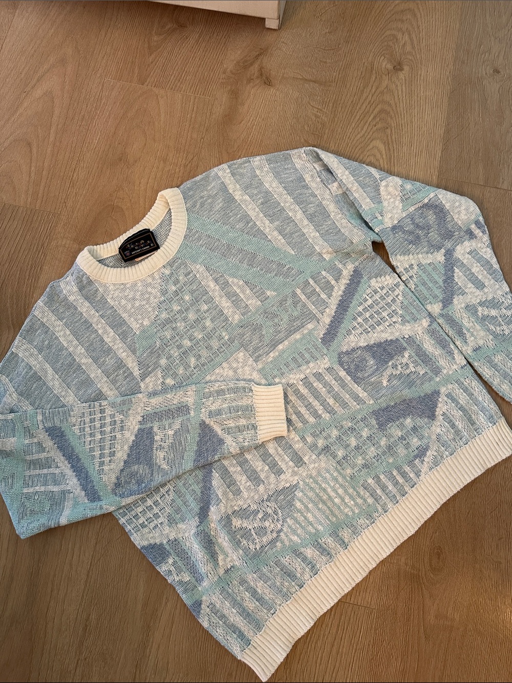 Vintage 80' 90's New Oregon's Geometric Knit Sweater sz M - Blue & White